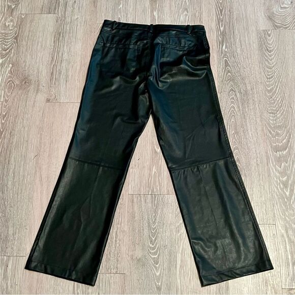 NEW David Lerner Black Faux Vegan Leather High Rise Button Fly Crop Flare Pant M - Picture 5 of 10